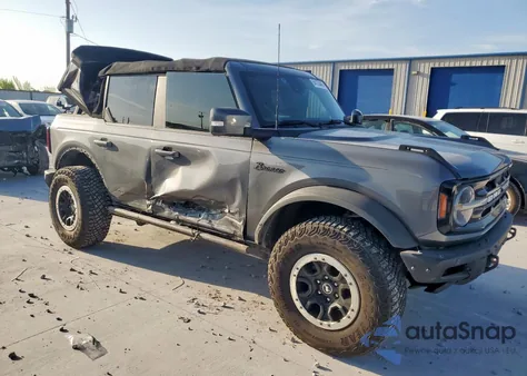 2022 Ford Bronco Base из США, поврежденный, VIN 1FMEE5DP4NLA93697